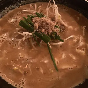 이로우 사진