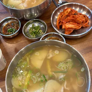 용문칼국수 사진