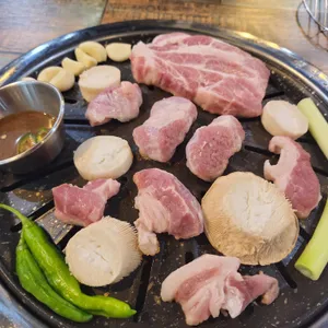 배봉도야지 사진