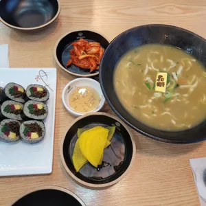 배말칼국수김밥 사진