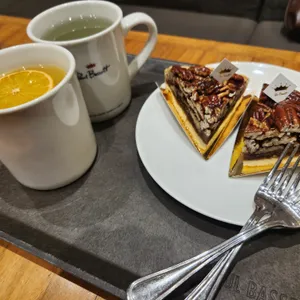 폴바셋 사진