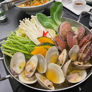인기명 사진