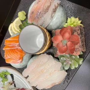 인기명 사진
