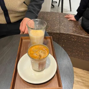 매뉴팩트커피 사진