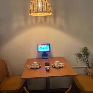 얼티튜드 리뷰 사진