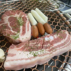 착한돼지 화로구이 사진