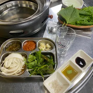 착한돼지 화로구이 사진