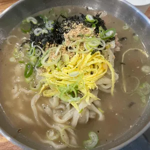 백돈뼈칼국수감자탕 사진