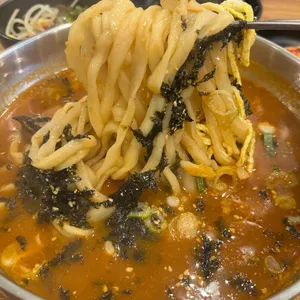 백돈뼈칼국수감자탕 사진