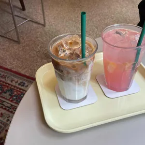 서브젝트 커피 사진