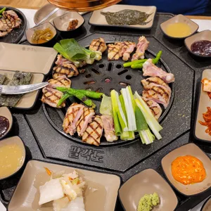 팔각도 사진