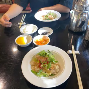 홍성원 리뷰 사진