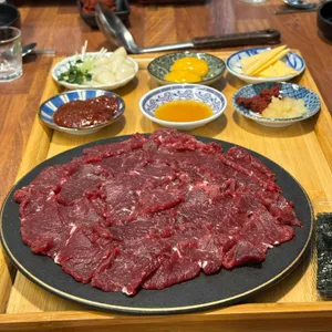 육사심 사진