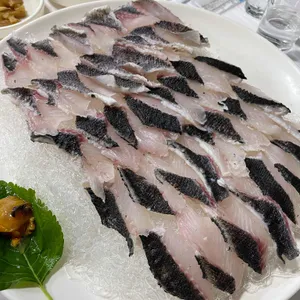 삼도미쯔모모 사진