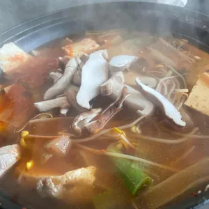 밤나무집 사진