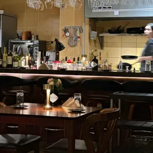 비하인드스토리 리뷰 사진