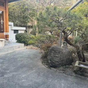 베어 카페 리뷰 사진