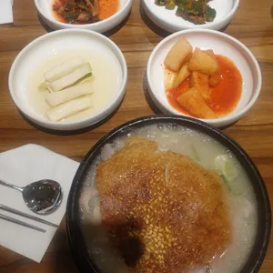 이우철한방누룽지삼계탕 사진