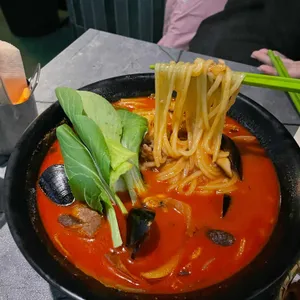 지하102호 사진