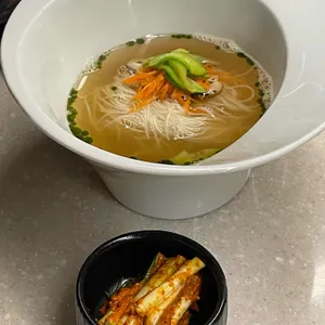 엠버 사진
