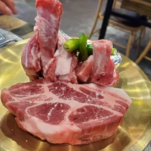 돼지집딸 리뷰 사진