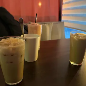 하늘유리 사진