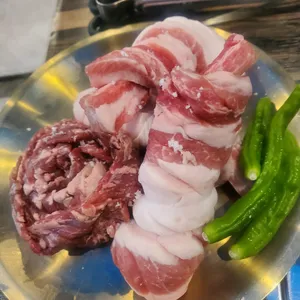 돼지집딸 사진