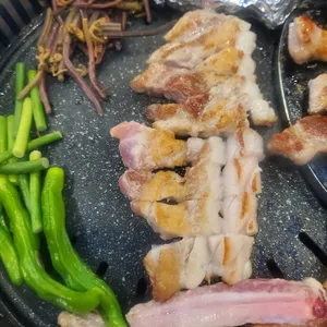 돼지집딸 사진