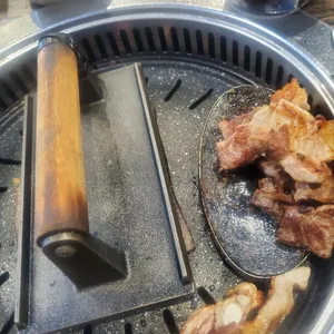 돼지집딸 사진