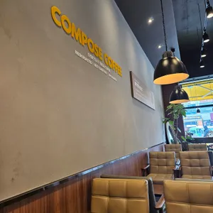 컴포즈커피 리뷰 사진