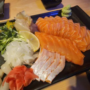 연어에 반하다 사진