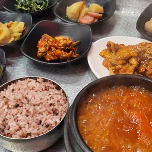꽃돼지식당 사진