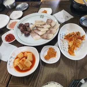병천순대국밥 사진
