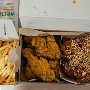 자담치킨 사진