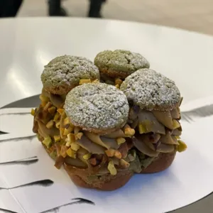 아꽁뜨 사진
