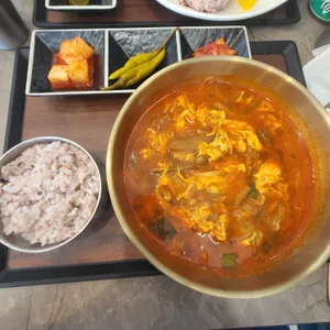 이채운 식당 사진