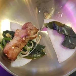 본진 삼겹살 사진