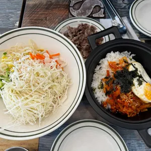 런던테이블 사진