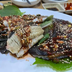 섬마을횟집 사진