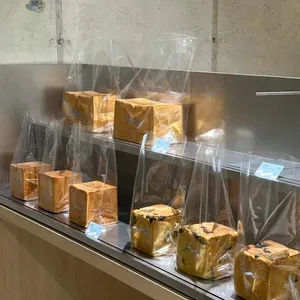 흘러 사진