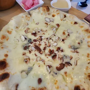아리에떼 사진