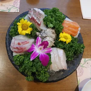 차림 리뷰 사진