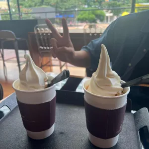로비아네 사진