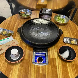무쇠김치삼겹 리뷰 사진