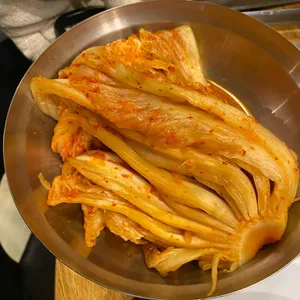 무쇠김치삼겹 리뷰 사진
