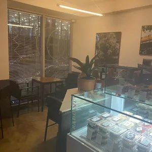 RADIANT 리뷰 사진