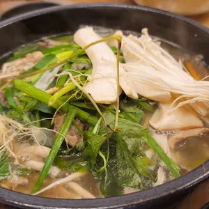 항아리갈비탕 사진