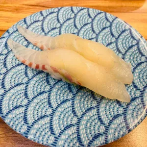 스시 한손 사진