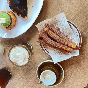 밀집 리뷰 사진