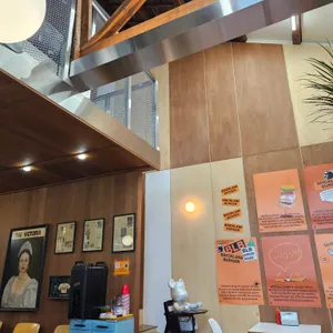 브릭레인버거 리뷰 사진